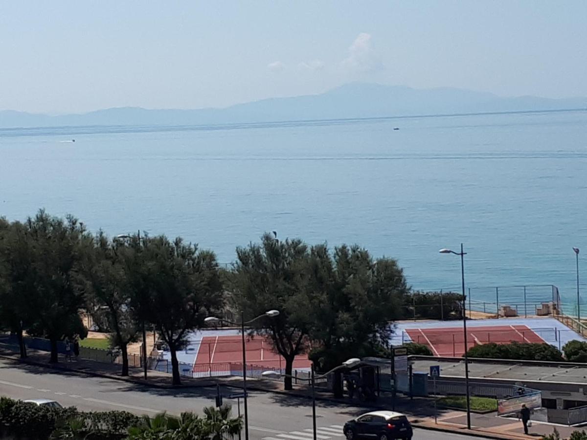 Alta Quota Relax On The Sea Bed and Breakfast Σαλέρνο Εξωτερικό φωτογραφία