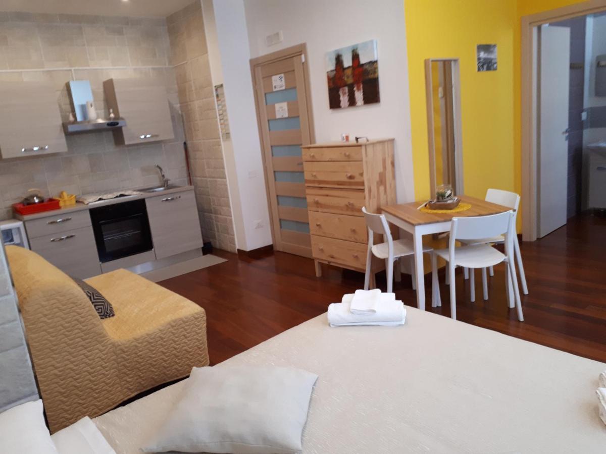 Alta Quota Relax On The Sea Bed and Breakfast Σαλέρνο Εξωτερικό φωτογραφία