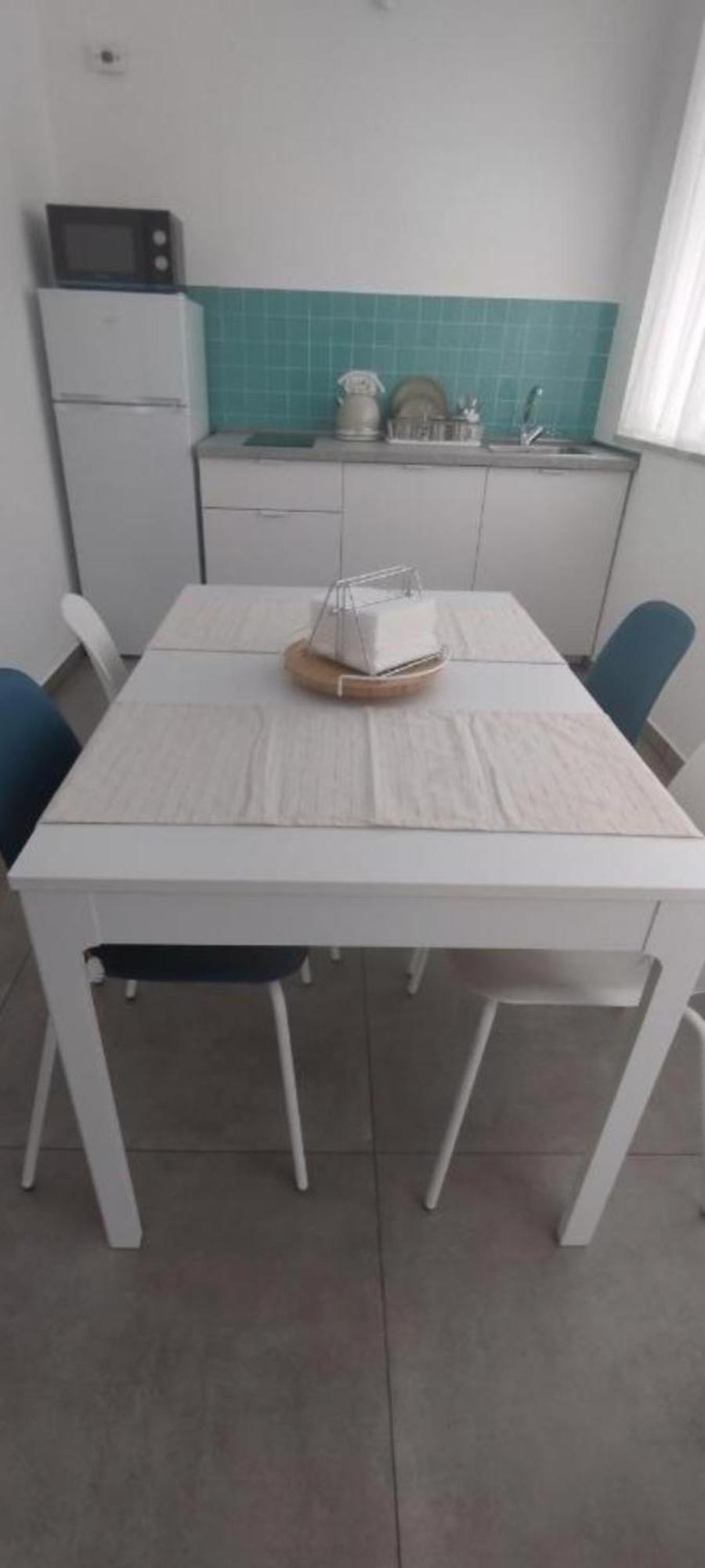 Alta Quota Relax On The Sea Bed and Breakfast Σαλέρνο Δωμάτιο φωτογραφία